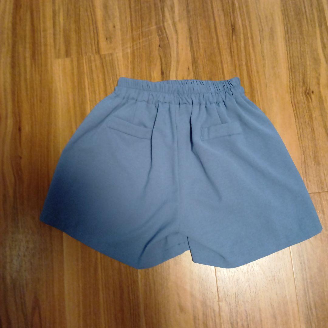 くすみブルー ショートパンツ ウエストゴムの写真2枚目