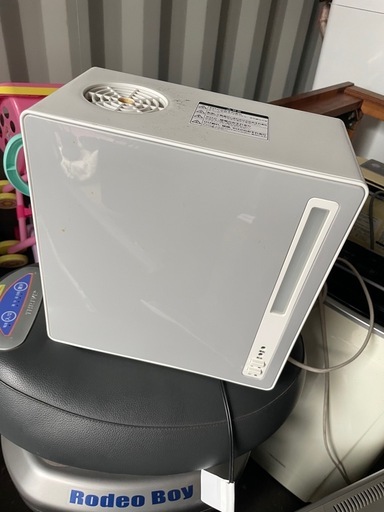 山善　スチーム式加湿器