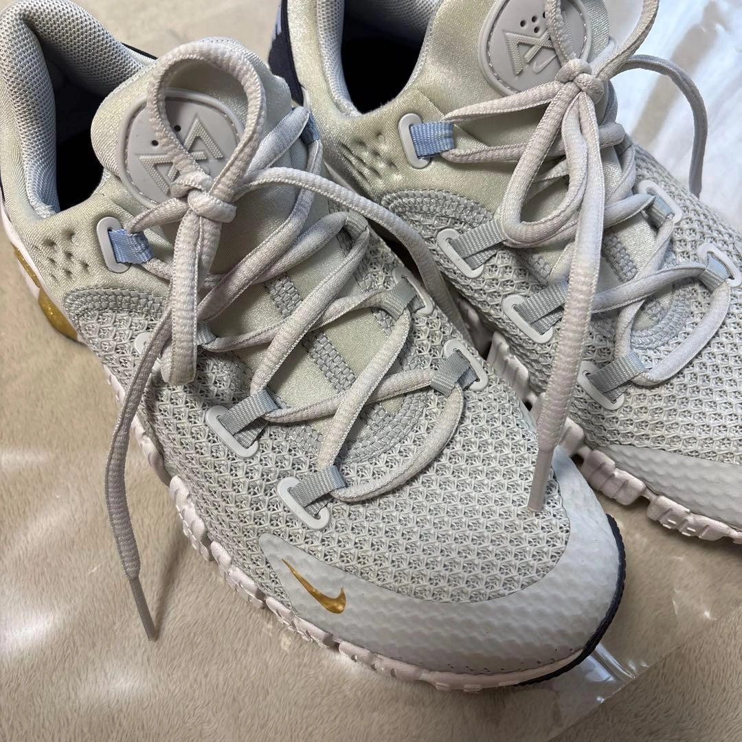 NIKE フリー メトコン 4 トレーニングシューズ 23cm グレーの写真6枚目