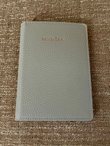 PANDORA パスポートケース カードケース グレー 箱付き