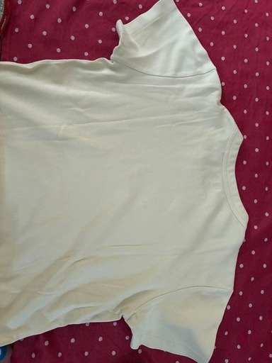 新品未使用 UNIQLO U クルーネックTシャツ ベージュ Sの写真5枚目
