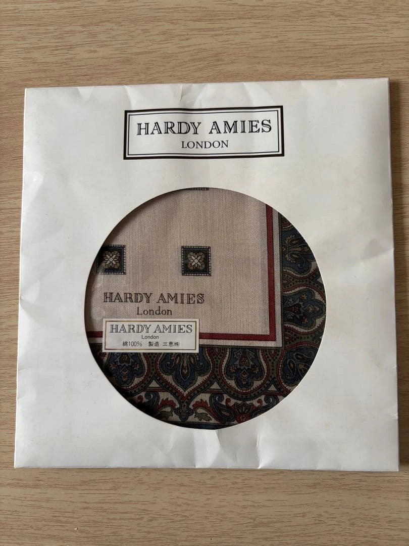 HARDY AMIES ハンカチ