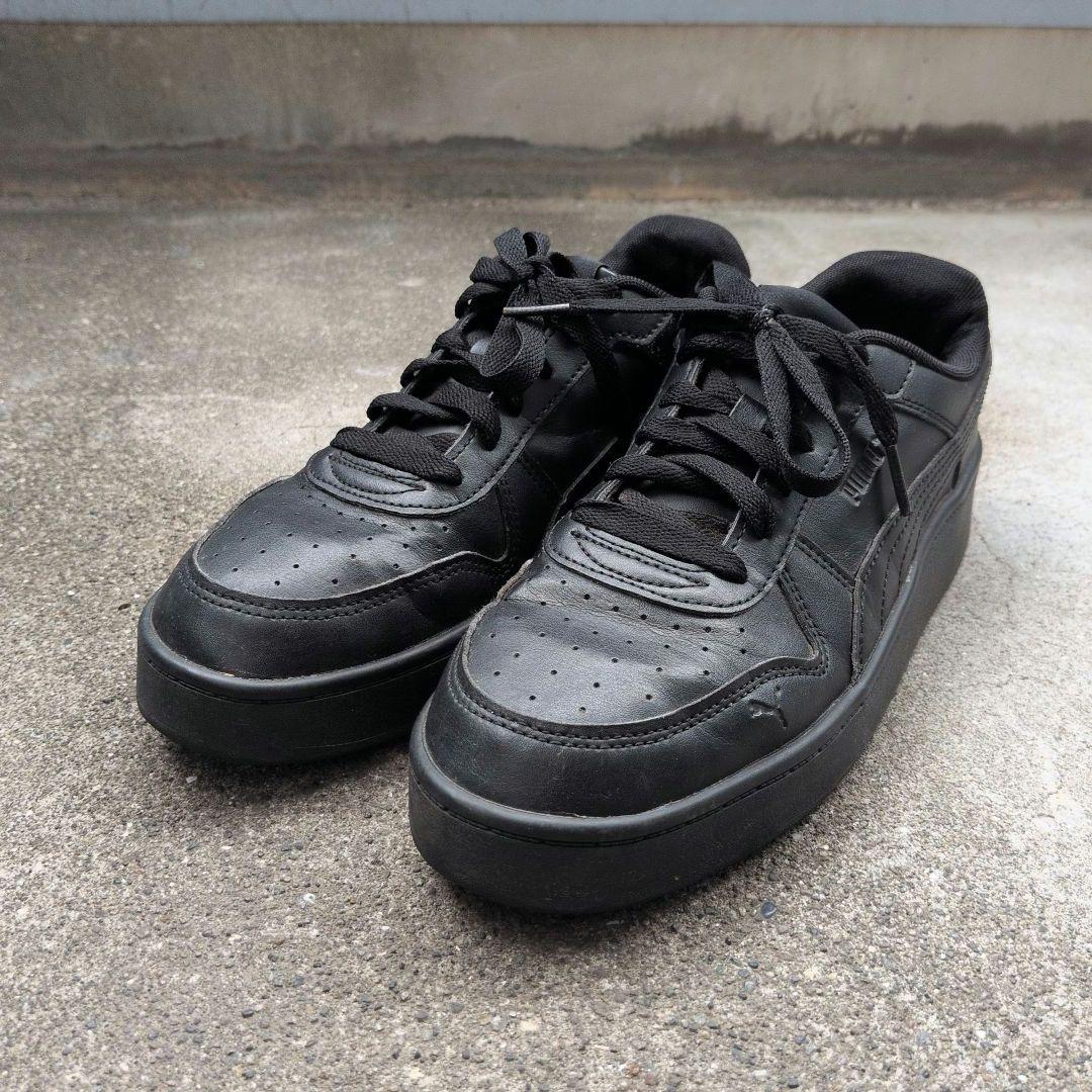 PUMA スニーカー ブラック　24cm
