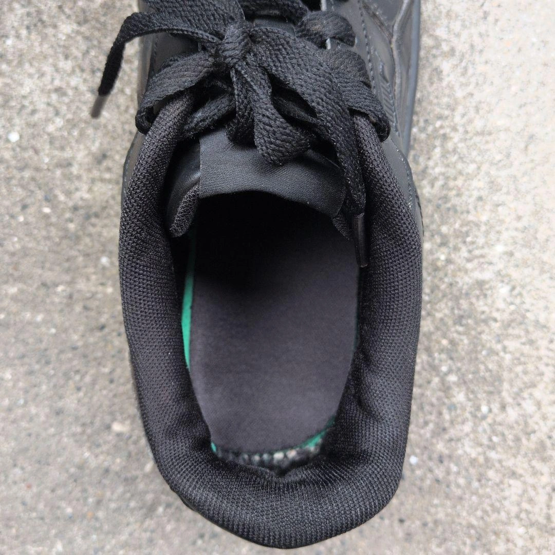PUMA スニーカー ブラック 24cmの写真5枚目