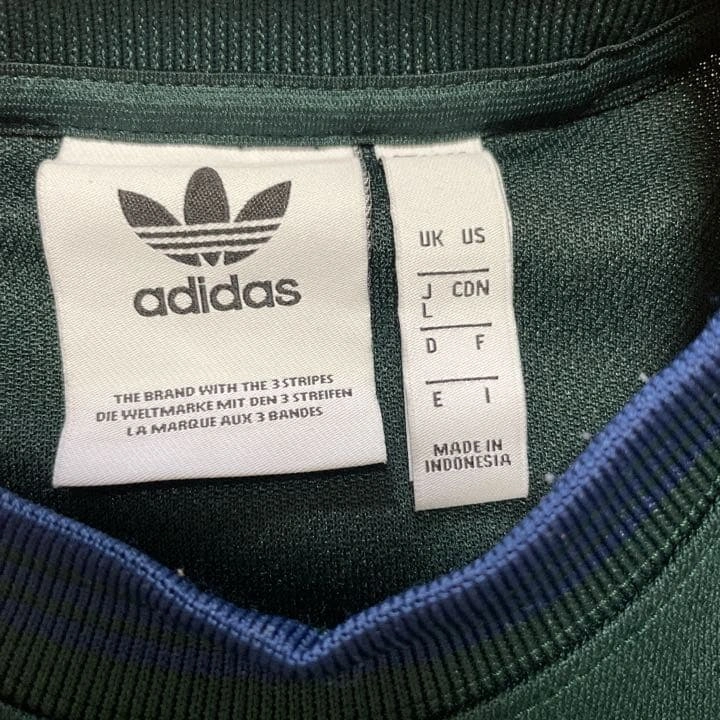 adidas Tシャツ Lサイズ 刺繍ワンポイントロゴ 胸ポケット アディダスの写真3枚目