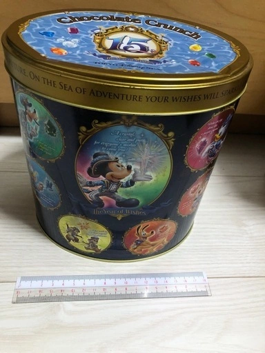 ディズニー 缶