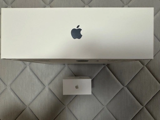 Apple製品2個セット【新品未開封】