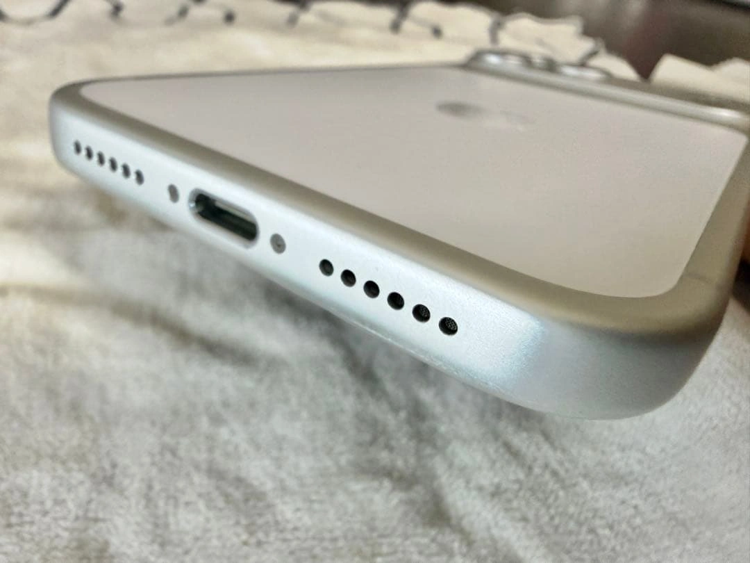 iPhone17ProMax 256GB ガラス保護フィルム カメラ保護の写真5枚目