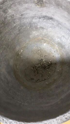 石造り鉢カバー(重厚) 観葉植物用 ストーン製プランターの写真2枚目