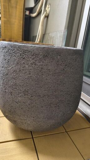石造り鉢カバー(重厚) 観葉植物用 ストーン製プランターの写真4枚目