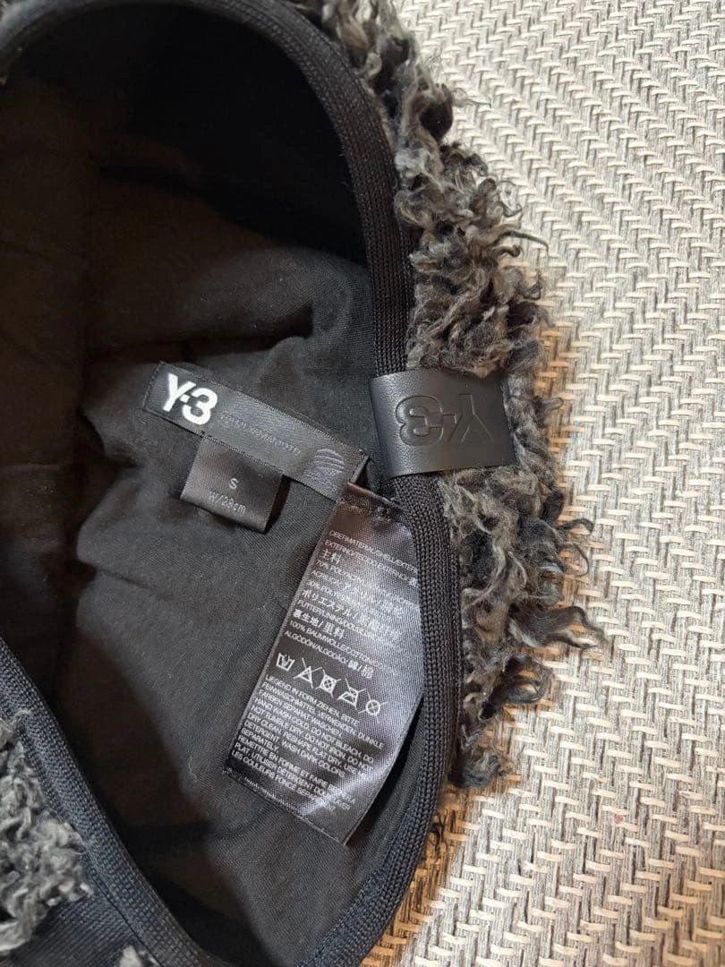 Y-3 ネックウォーマー ボア素材 ブラックの写真2枚目