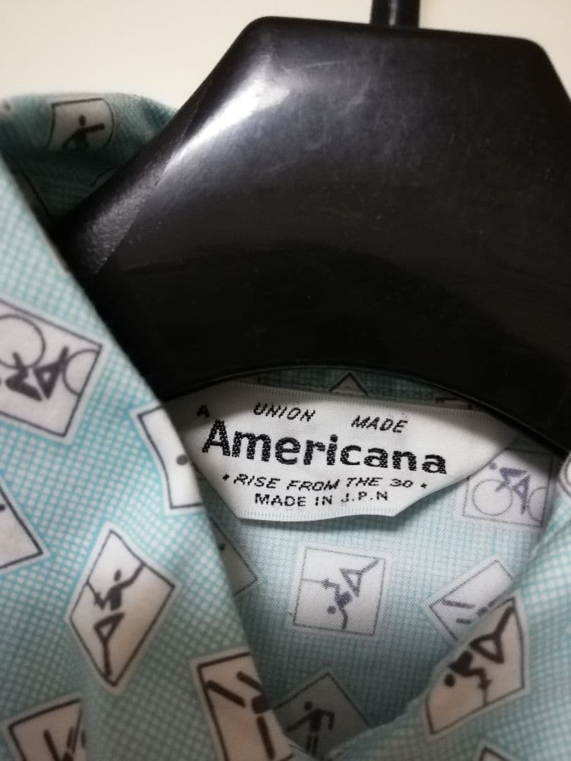 Americana　スポーツ　ピクトグラムボタンダウンシャツの写真2枚目