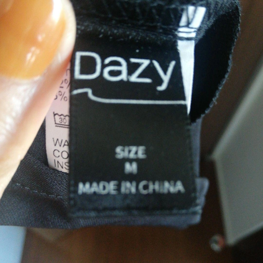 SHEIN、DAZYソリッドジップバックキャミドレス キャミソールワンピースの写真6枚目