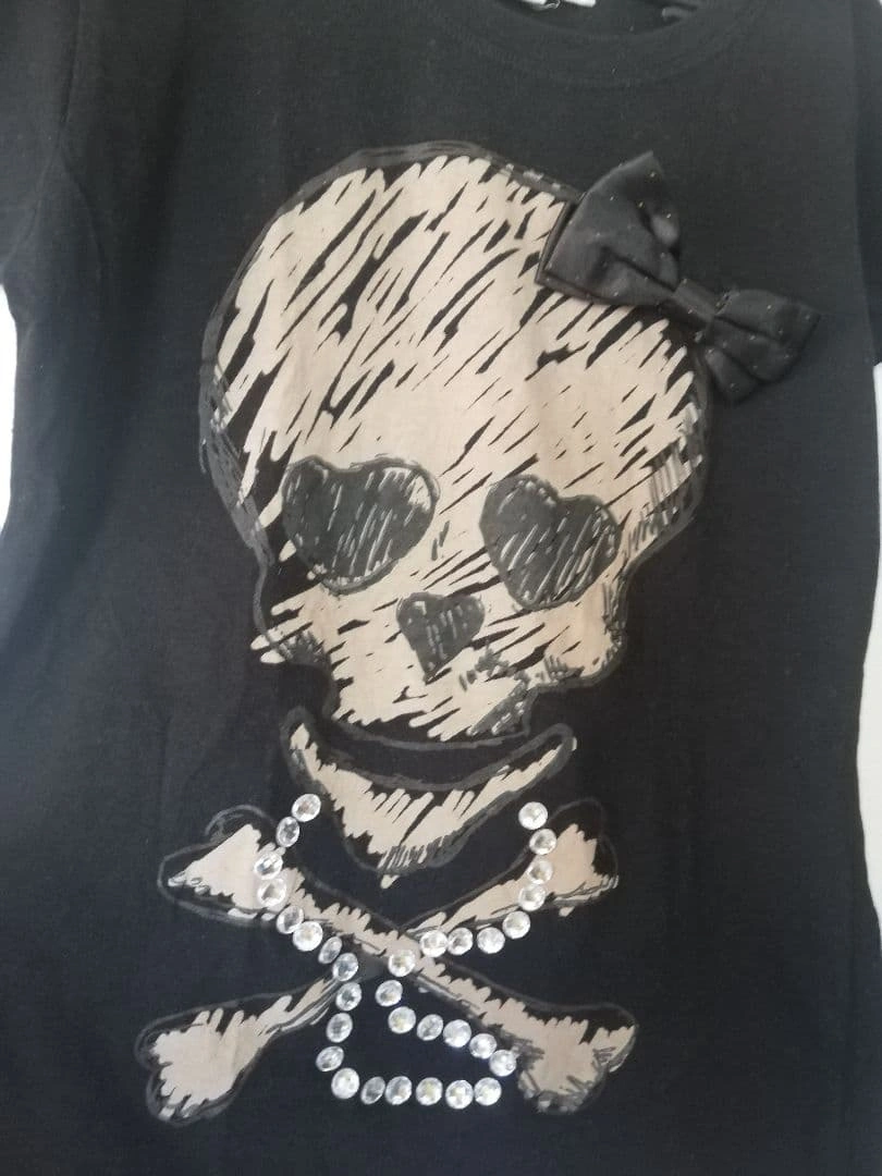 美品!Lola リボン、ビジュースカルTシャツの写真2枚目