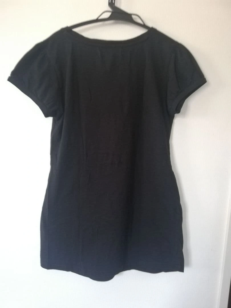 美品!Lola リボン、ビジュースカルTシャツの写真4枚目