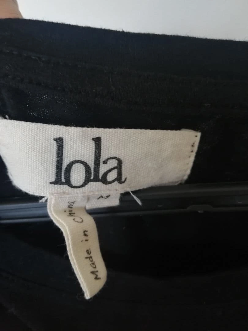 美品!Lola リボン、ビジュースカルTシャツの写真6枚目