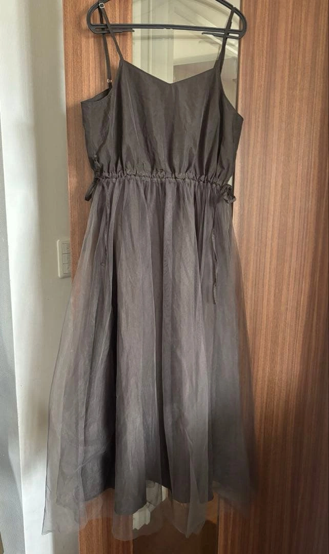 W CLOSETキャミワンピース ナイロン チュール グレーの写真2枚目