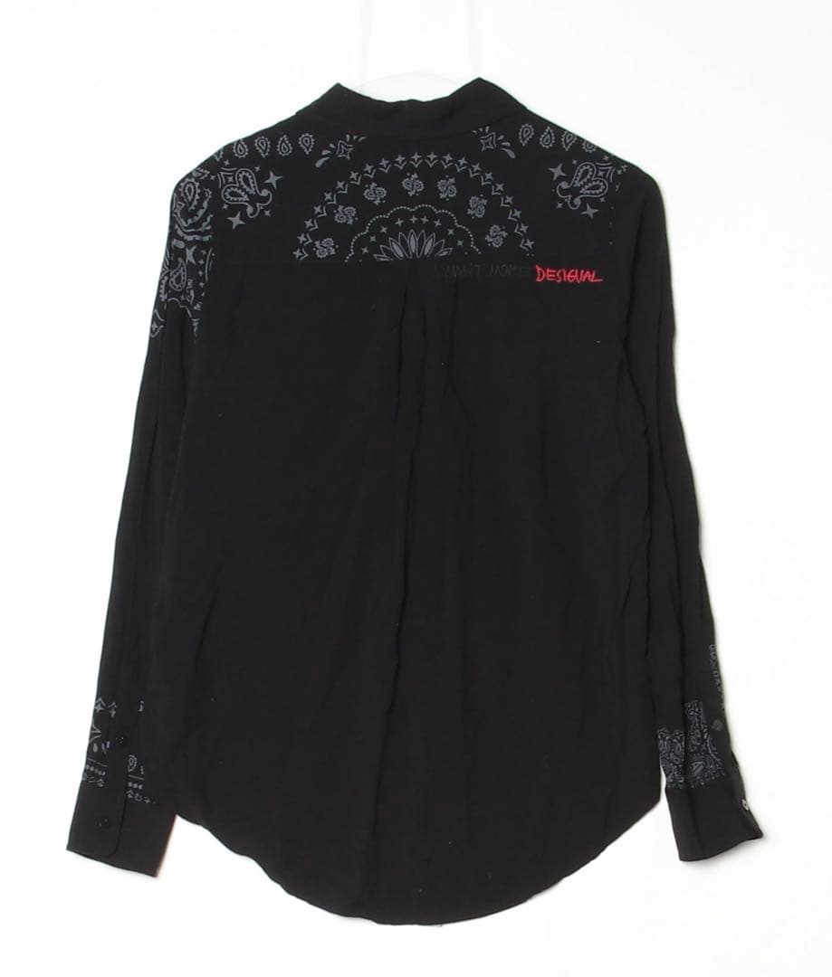 Desigual 刺繍入りブラック長袖シャツの写真2枚目
