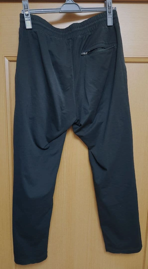 UNIQLO ジョガーパンツ ブラック メンズの写真2枚目