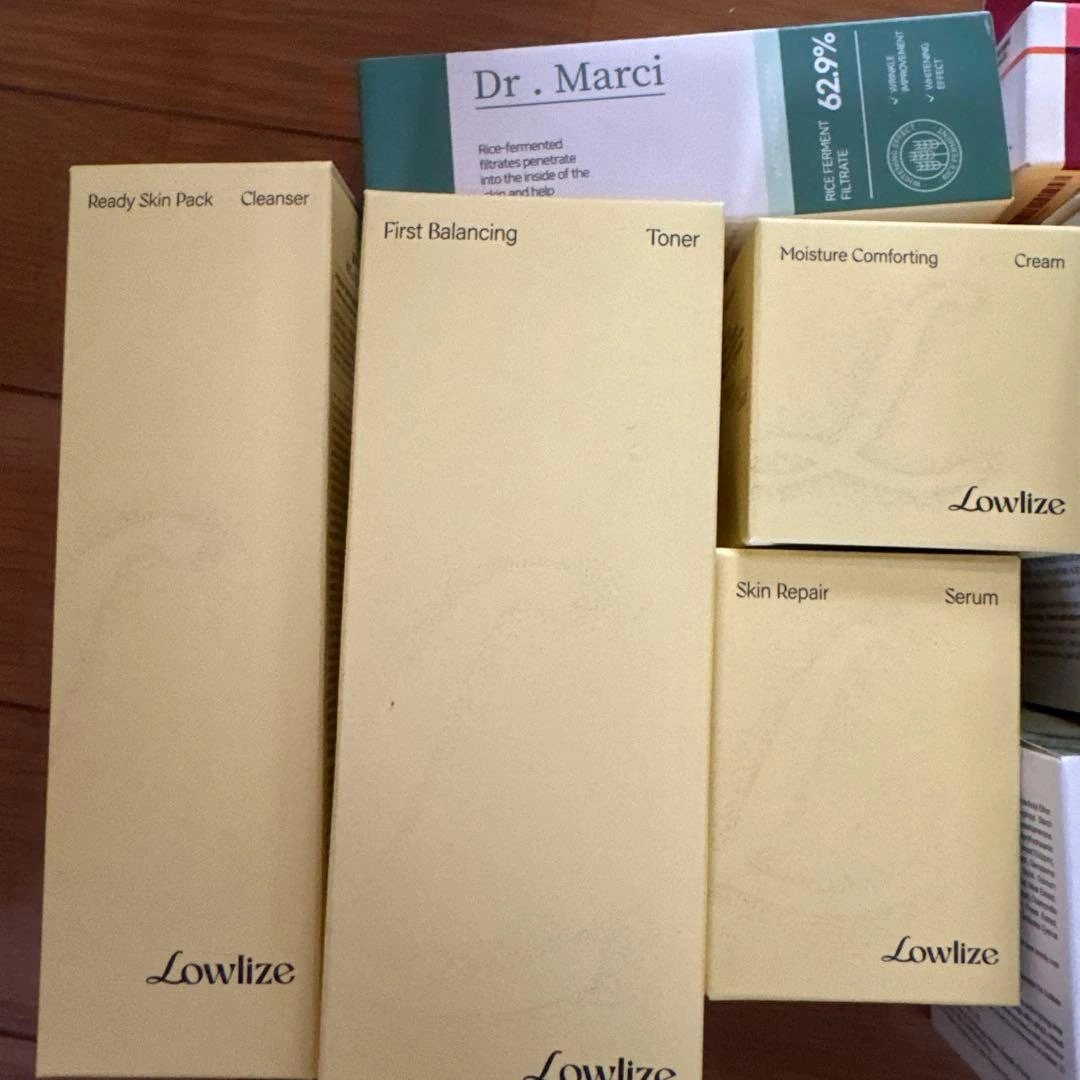 スキンケアコスメまとめ売り 新品未使用 Dr.G KOPHER medicubeの写真2枚目