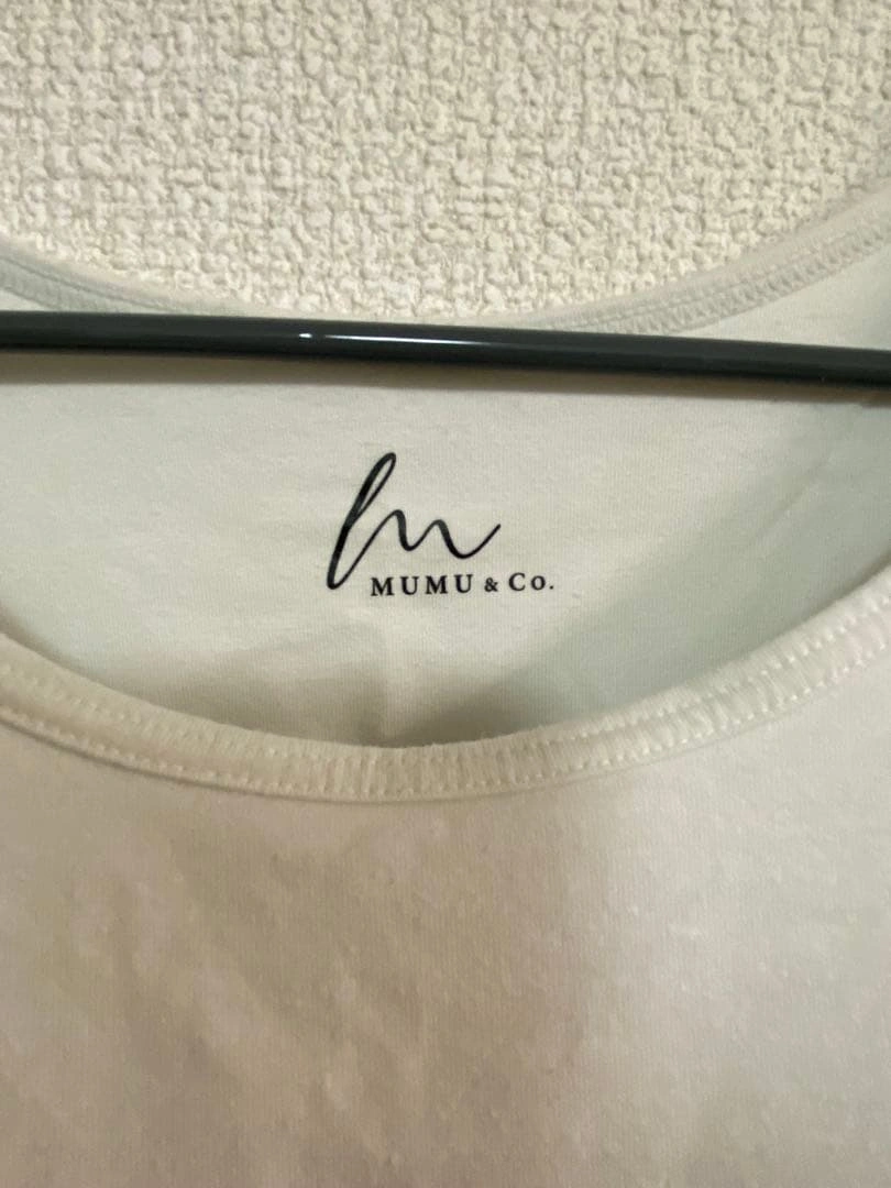 【美品】レディース カップ付きタンクトップの写真3枚目
