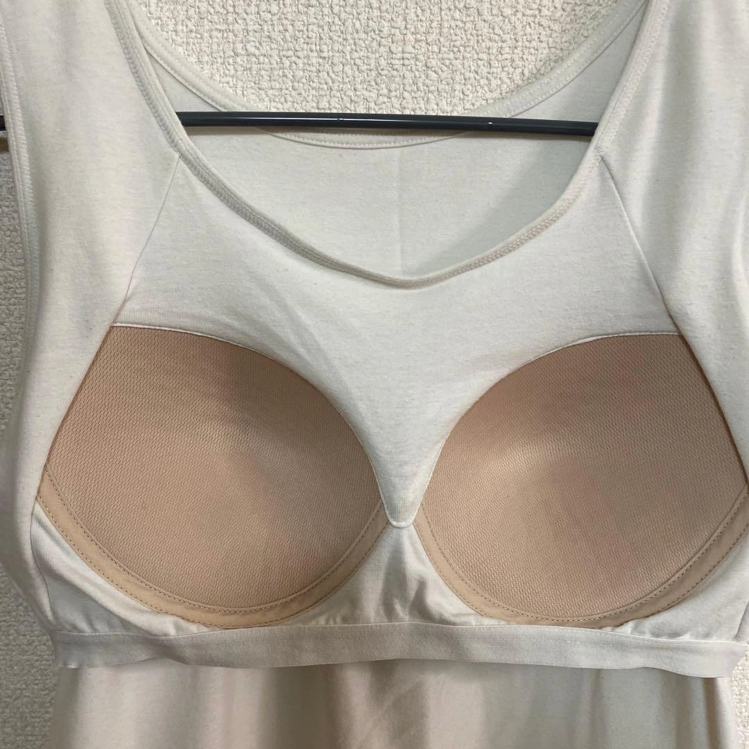 【美品】レディース カップ付きタンクトップの写真5枚目