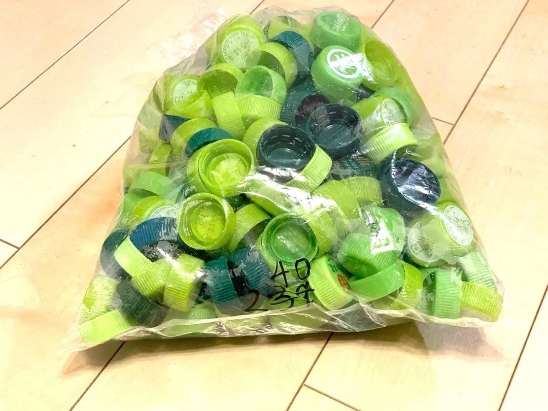 値下げ‼︎工作などに♪ペットボトルのキャップ多色キャップ 1,640個セットです♪の写真3枚目