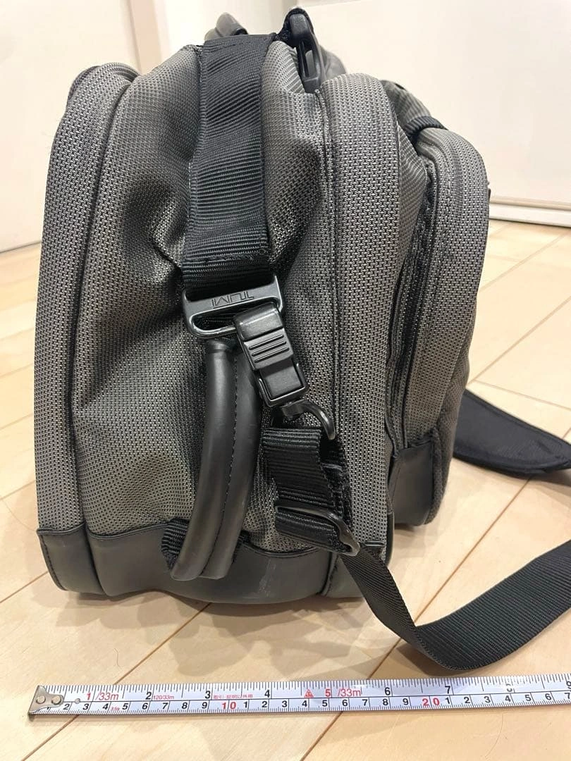♪☆TUMI ビジネスバッグ 3way バッグ☆♪カラーはカーキ系です☆の写真3枚目