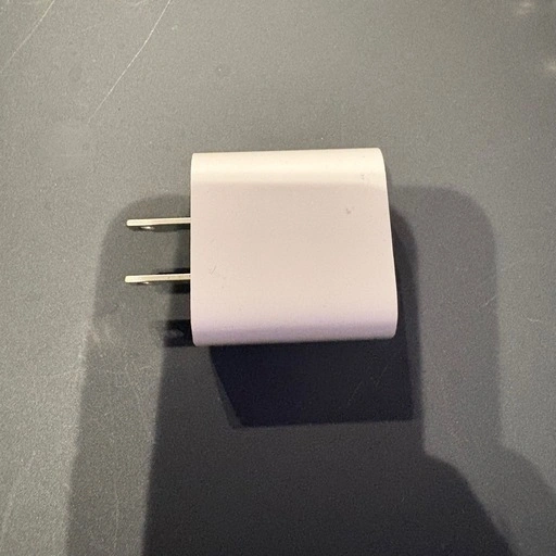 Apple ACアダプター