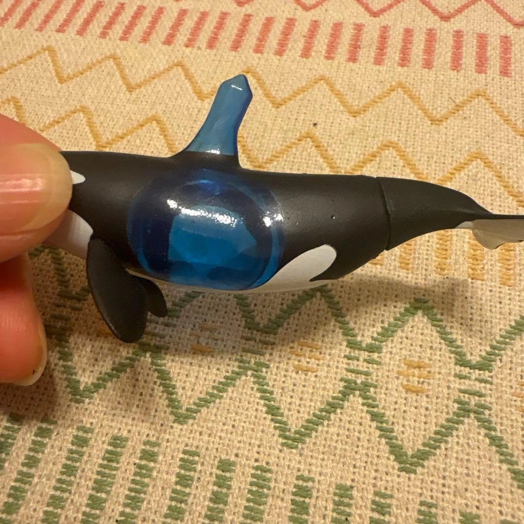 シャチ フィギュア ミニチュア カプセルトイの写真2枚目