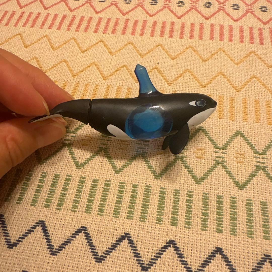 シャチ フィギュア ミニチュア カプセルトイの写真4枚目