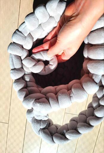 【手作り品】チャンキーバッグ　マンドゥバッグ　ライトグレー　ぽってり　かわいい　手作り　肩掛けの写真2枚目