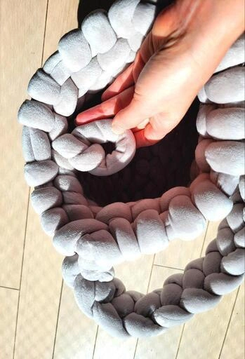 【手作り品】チャンキーバッグ マンドゥバッグ ライトグレー ぽってり かわいい 手作り 肩掛けの写真2枚目