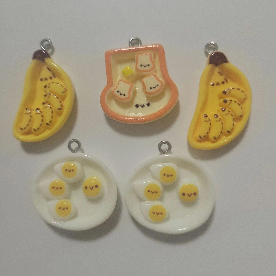 デコパーツ チャーム キーホルダー 5個セット ハンドメイドの写真2枚目