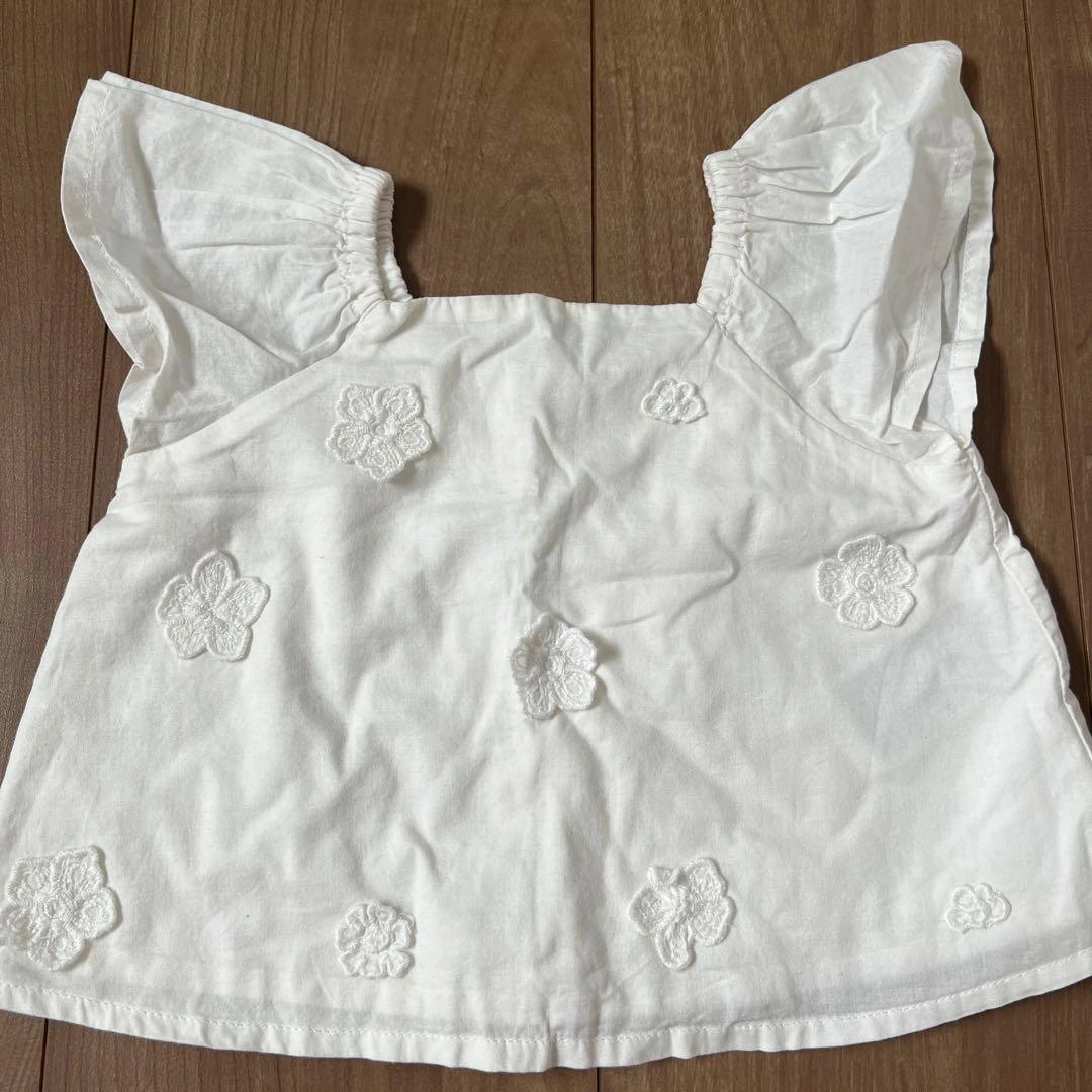 baby GAP 花柄刺繍 半袖 トップス 70cm