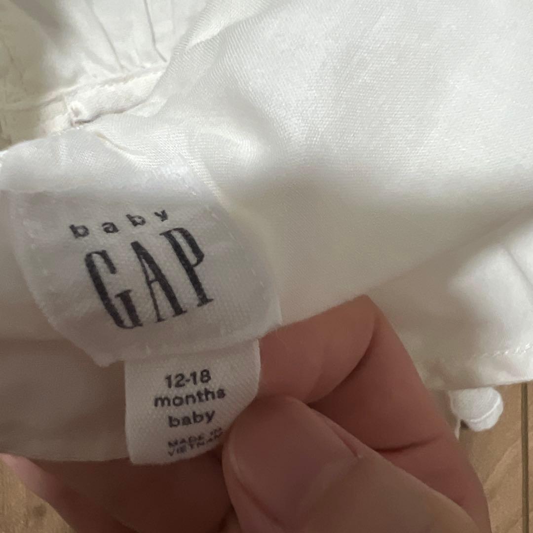 baby GAP ホワイト フリル トップス 80cmの写真2枚目