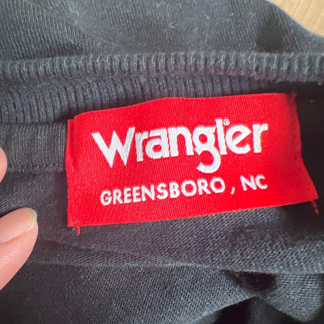 Wrangler Tシャツ ブラックの写真3枚目