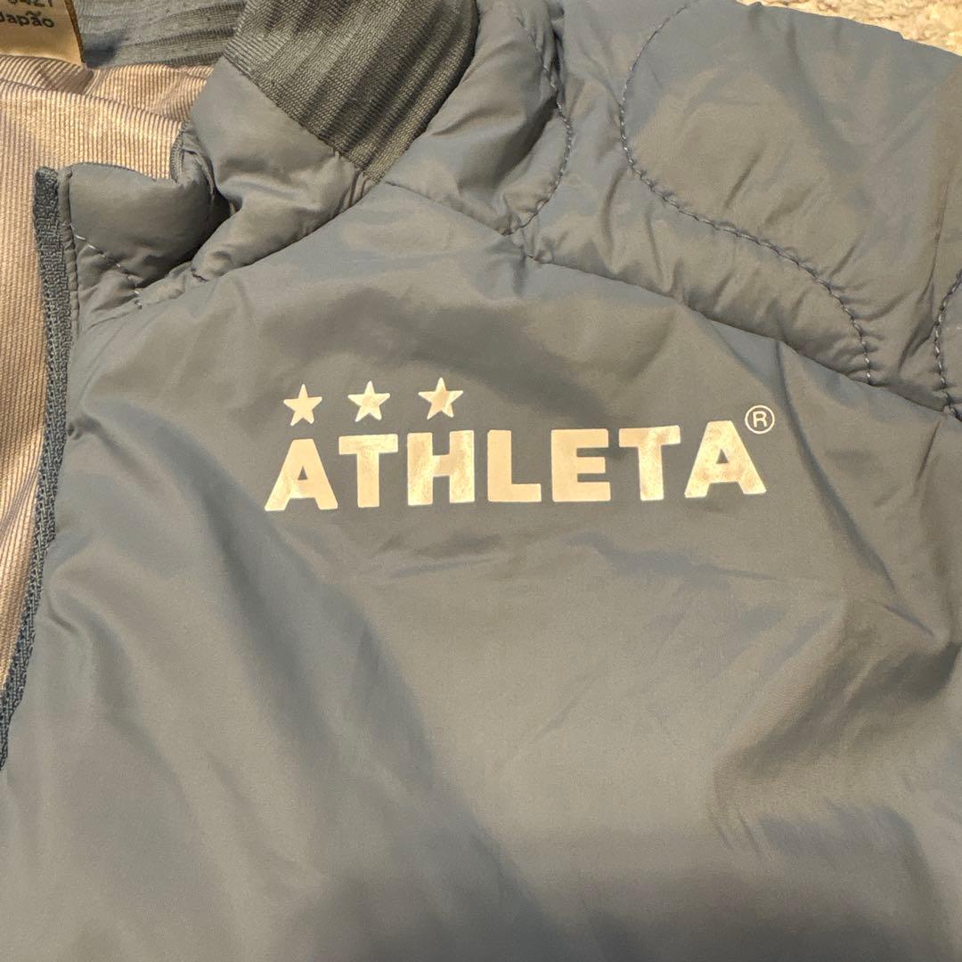 ATHLETA ピステ ウィンドブレーカー グレー 150cmの写真2枚目
