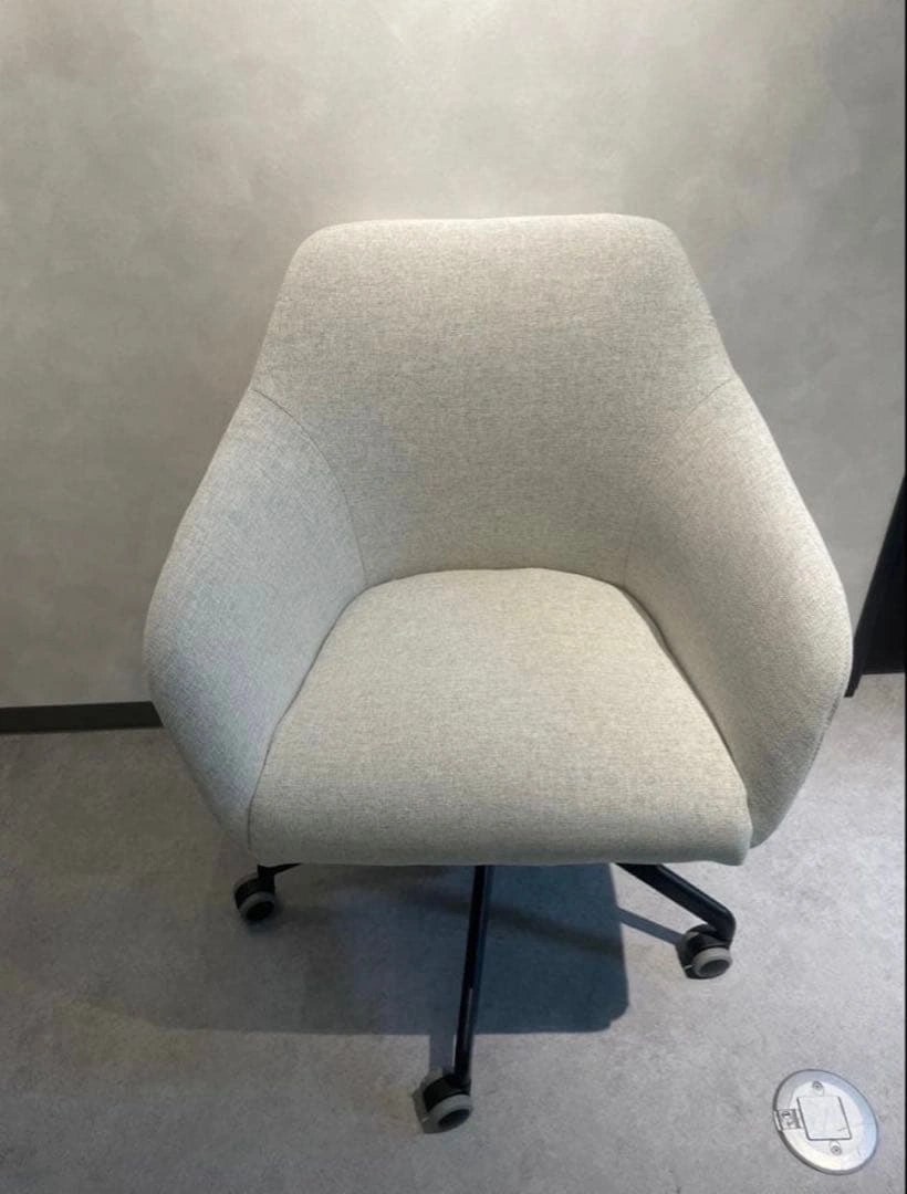 IKEA イケア デスクチェア トッスベルグ ロングフィエルの写真2枚目