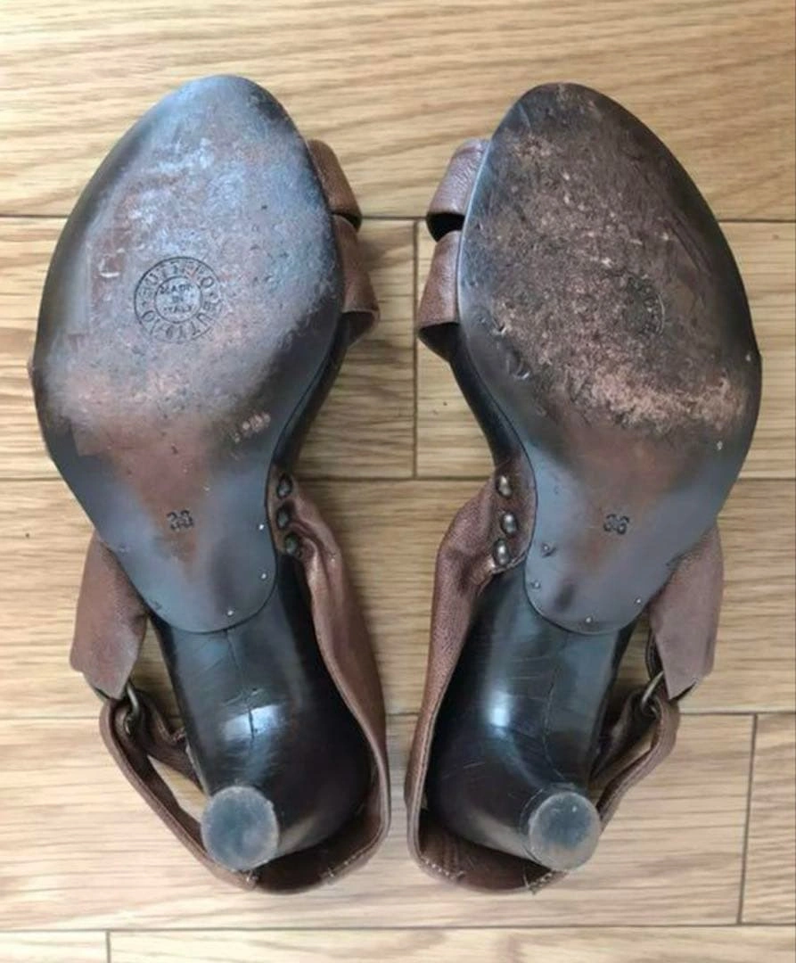 BUTTERO ブッテロ レザーサンダルの写真3枚目