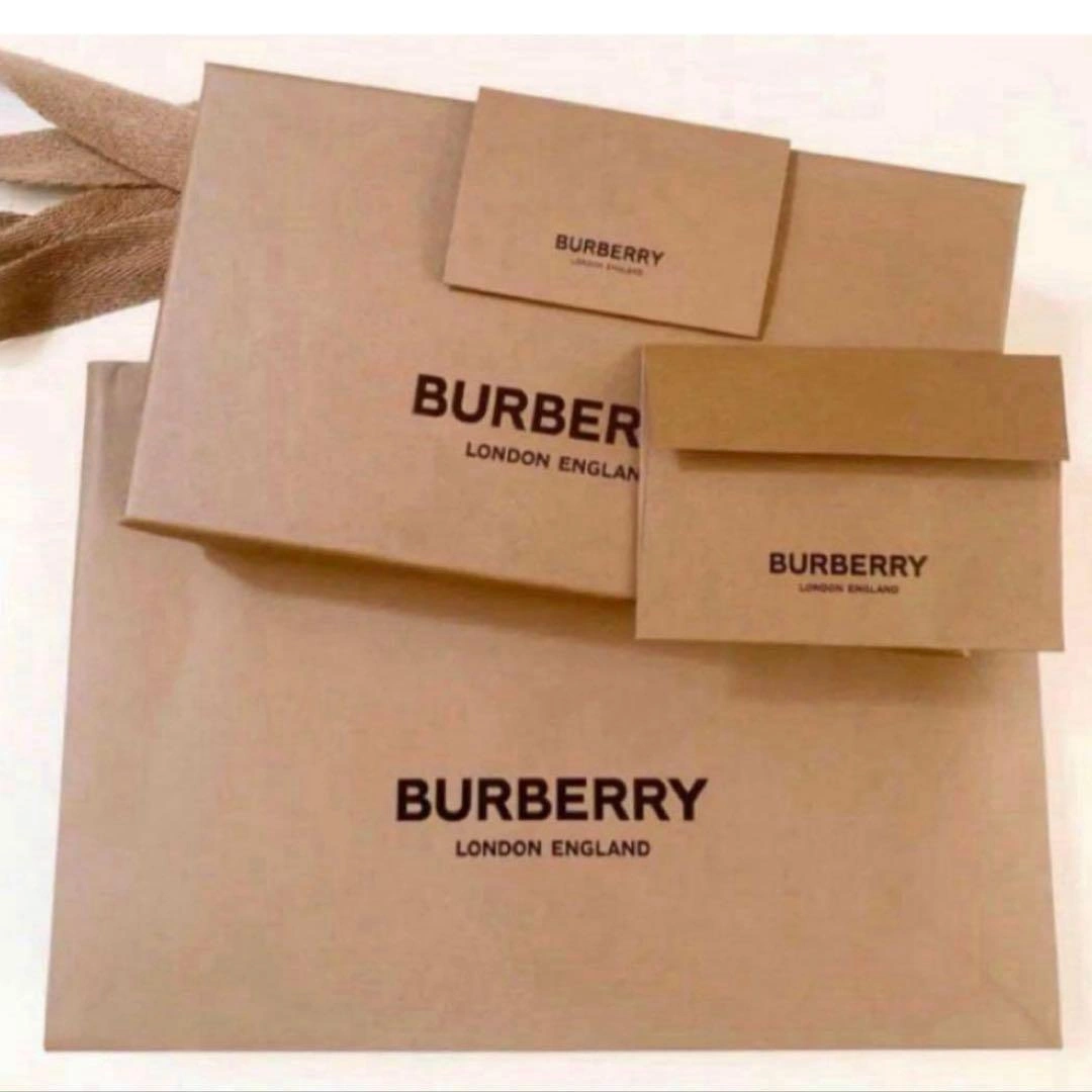 BURBERRY キルティング ラムスキン ローラ コンチネンタルウォレットの写真10枚目