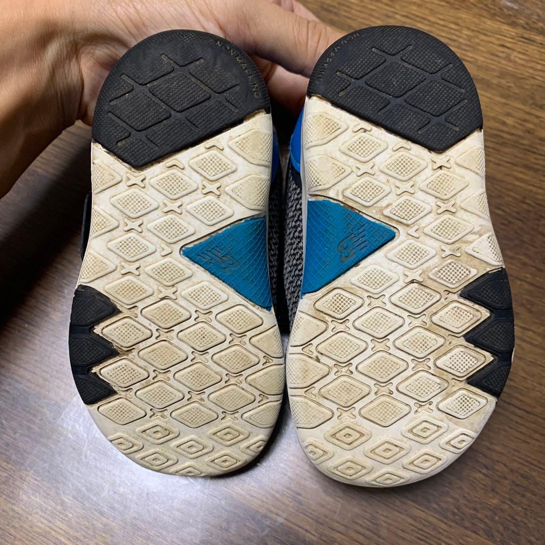 New Balance ベビーシューズ 12cmの写真4枚目