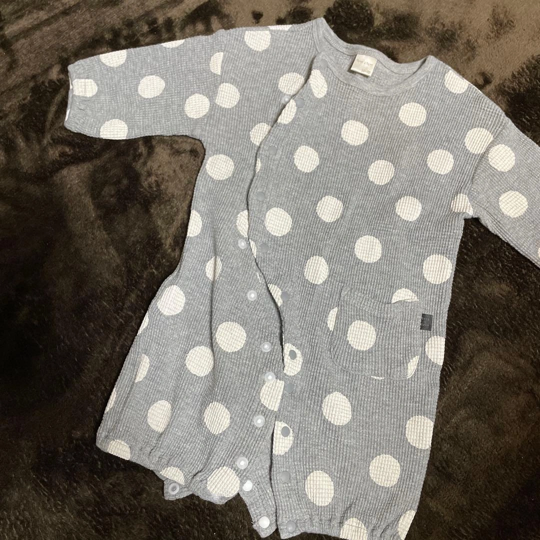 【中古】70 くすみカラーロンパース 2枚セットの写真10枚目