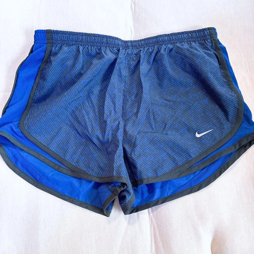 NIKE ランニングウェアセット Mサイズ Lサイズの写真4枚目