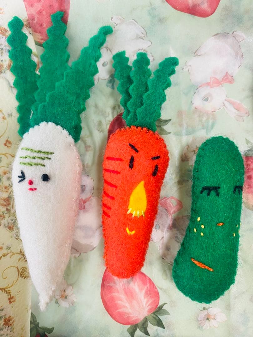 未使用＊ハンドメイド フェルト カラフル おままごと 野菜・果物 21種 セットの写真6枚目