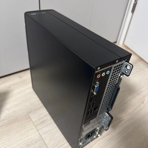 DELL Inspiron 3470 スリムデスクトップ Core i5-8400/SSD 1TB・16GBの写真3枚目