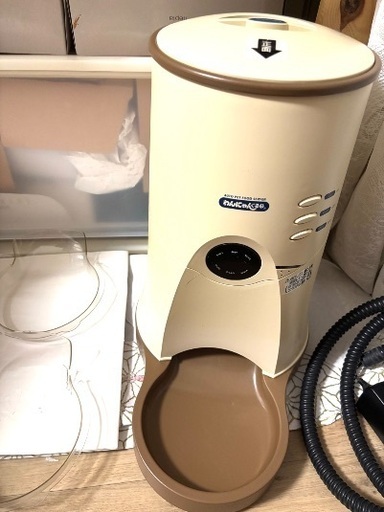 ペット 自動給餌器 わんにゃんぐるめ CD-600 犬 猫