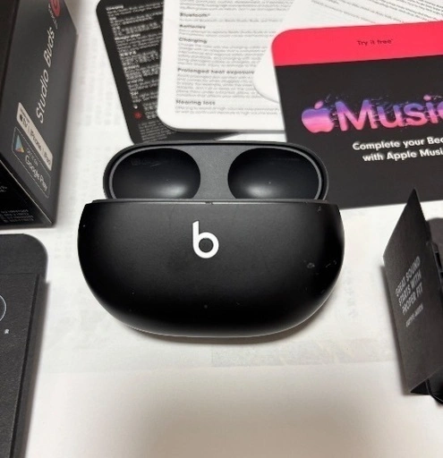 値下げ 正規品【ケースのみ】箱 説明書 など有り Apple Beats Studio Buds A2514 BK1の写真2枚目