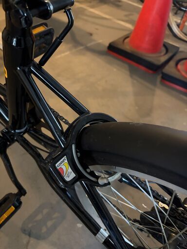 【半年使用】折り畳み自転車を売ります。使用期間は半年以下。6段変速。 鍵2個付き。の写真3枚目