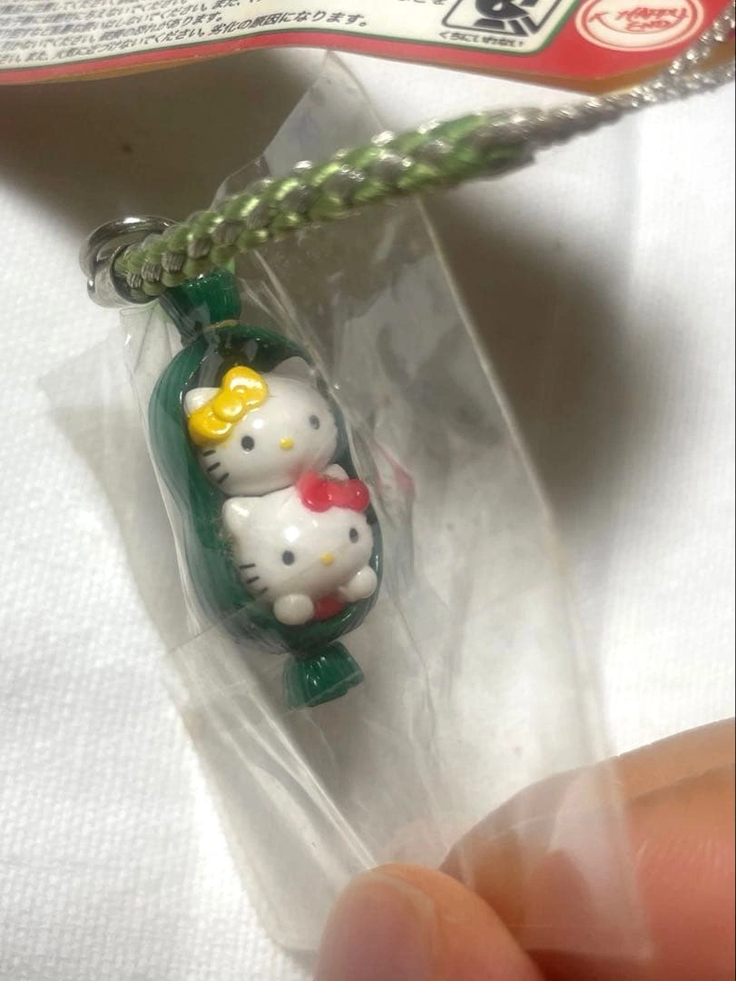 【未開封品】新潟限定 ご当地キティ 笹団子 ストラップの写真3枚目
